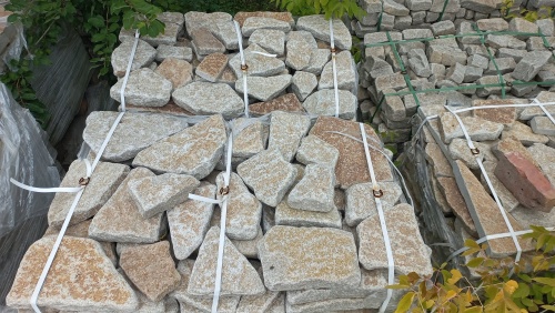 Плитняк гранитный галтованный купить в Первоуральске