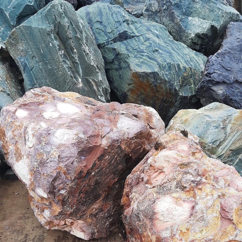 Ландшафтные глыбы красно-фиолетовые 200-1000 килограмм купить в Первоуральске