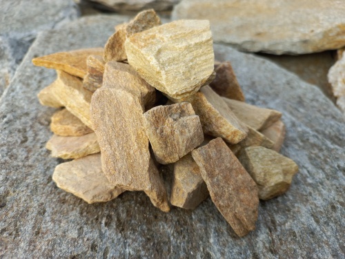 Златолит жёлтый декоративная каменная крошка купить в Первоуральске