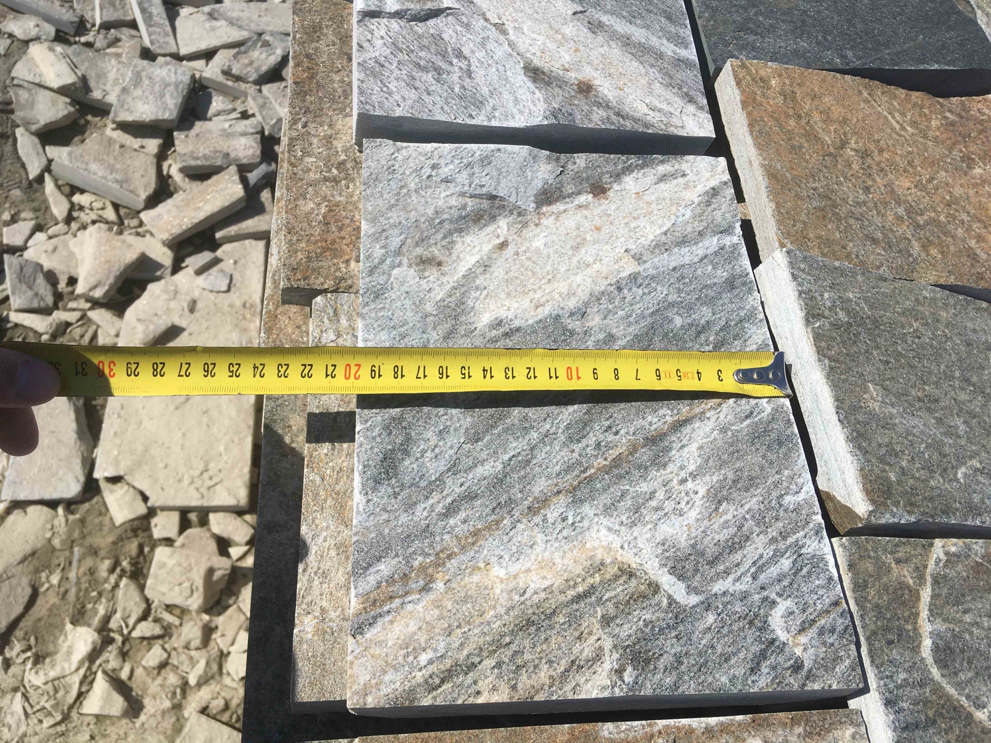 Плитка пилёная златолит Уральский для фасада купить в Первоуральске